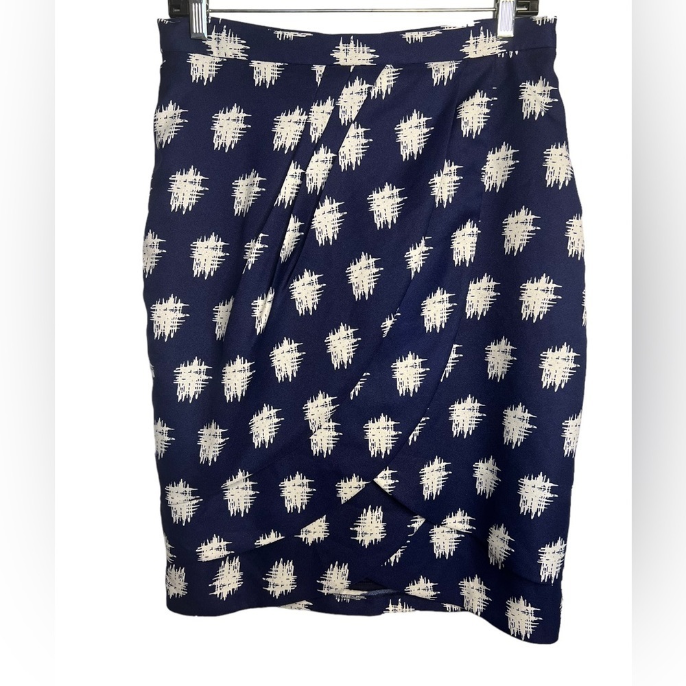 NWT Eva Franco Anthropologie Navy Print Petal Skirt 8